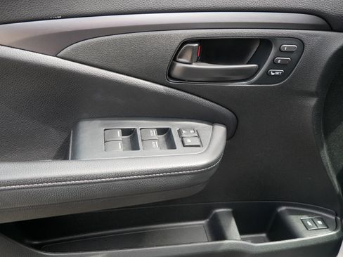 Used 2023 Honda Passport EX-L image 19