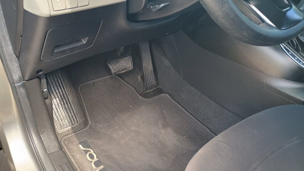 Used 2018 Kia Soul FWD image 8