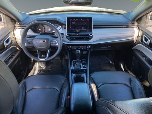 Used 2025 Jeep Compass Limited AWD/4WD image 10