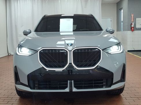 Used 2025 BMW X3 xDrive30i w/ Premium Package image 29