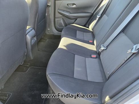 Used 2023 Nissan Sentra SV image 12