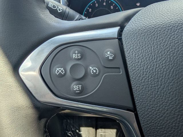 Used 2023 Chevrolet Traverse LT FWD image 27