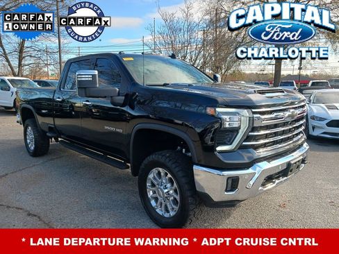 Used 2024 Chevrolet Silverado 3500 LTZ w/ LTZ Premium Package image 7