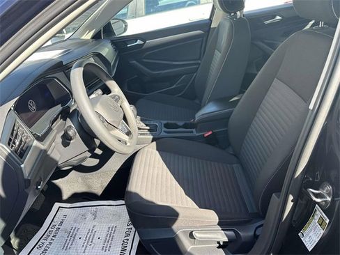 Certified 2022 Volkswagen Jetta S image 14