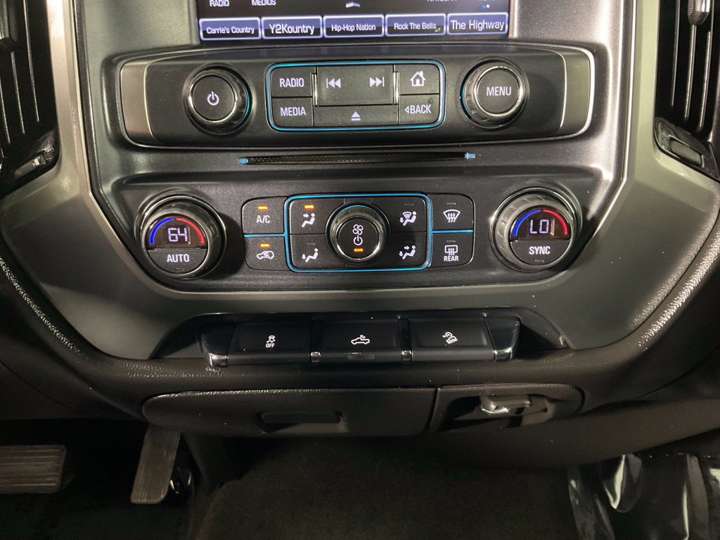 Used 2018 Chevrolet Silverado 1500 LT w/ All Star Edition AWD/4WD image 18