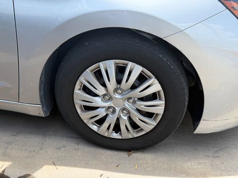 Used 2019 Hyundai Elantra SE w/ Cargo Package FWD image 17