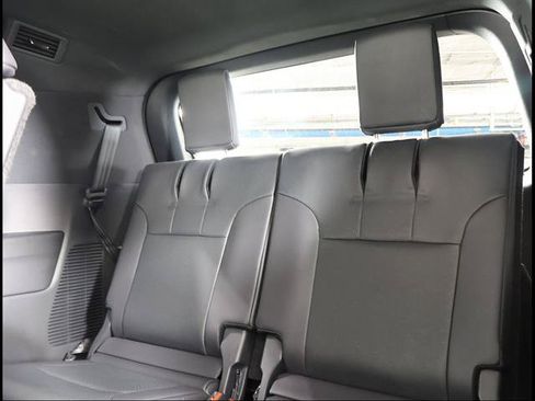 Used 2023 Lexus LX 600 4WD w/ Appearance Package image 11