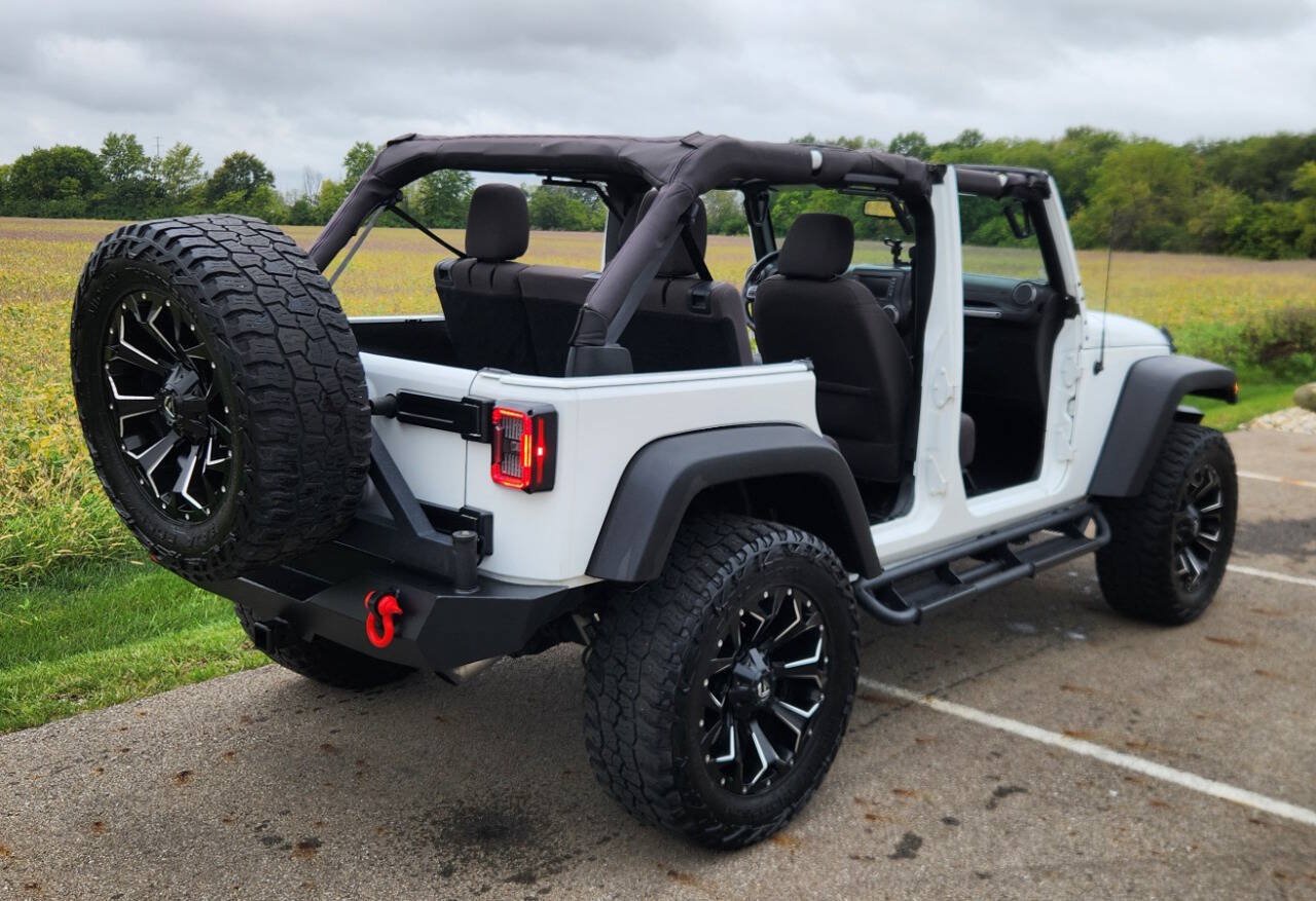 Used 2017 Jeep Wrangler Unlimited Sport w/ Quick Order Package 24S AWD/4WD image 4