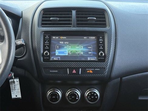 Used 2024 Mitsubishi Outlander Sport ES image 17