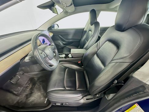 Used 2018 Tesla Model 3 Mid Range image 13