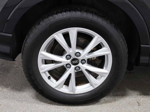 Used 2023 Audi Q3 2.0T Premium Plus w/ Premium Plus Package image 35