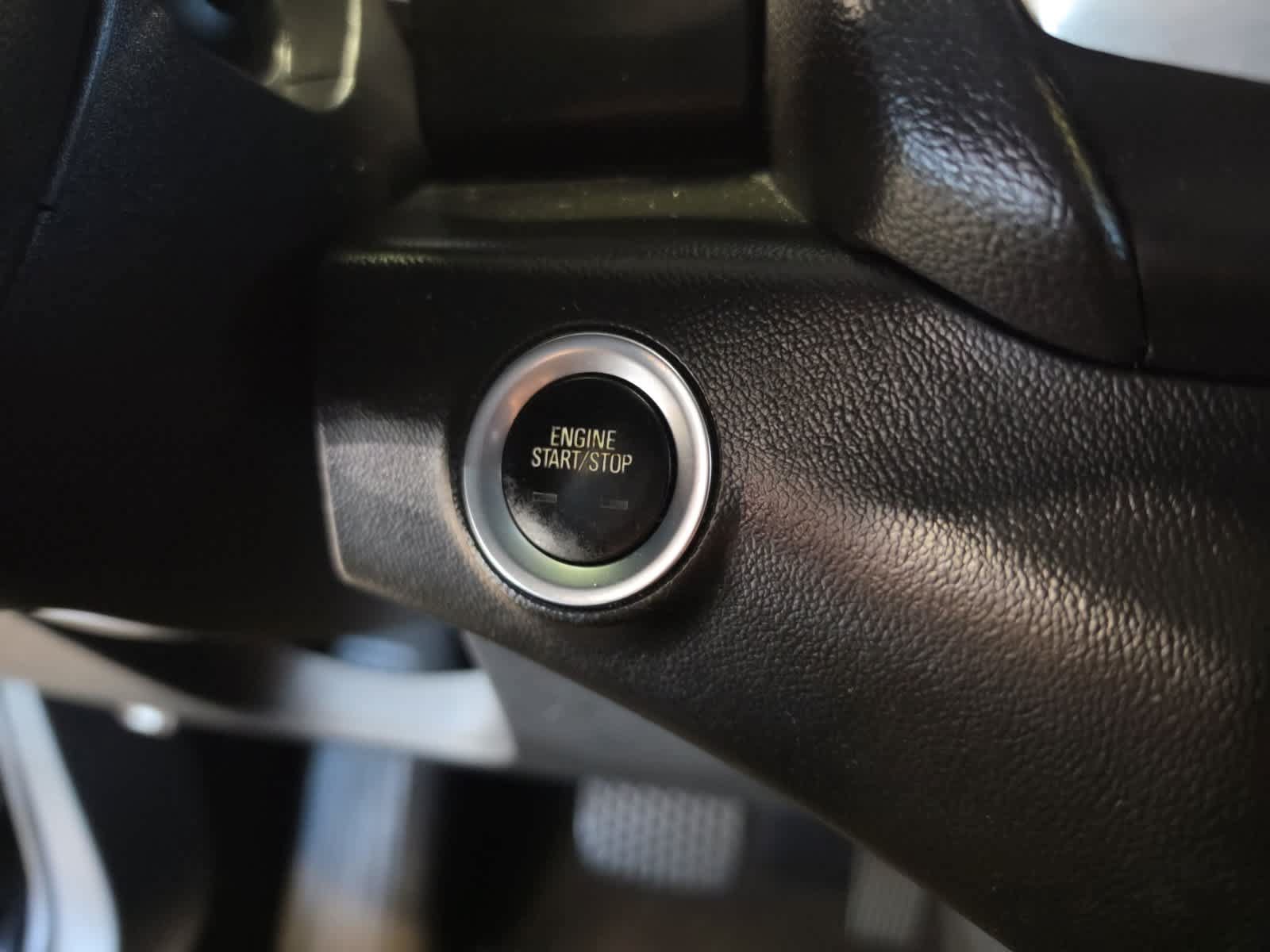 Used 2020 GMC Terrain SLE w/ Driver Convenience Package FWD image 22