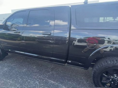 Used 2024 RAM 3500 Limited AWD/4WD image 7