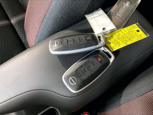 Used 2025 Nissan Versa SR w/ Trunk Package FWD image 12