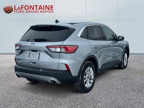 Used 2022 Ford Escape SE w/ Convenience Package image 7