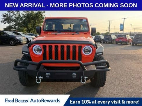 Used 2018 Jeep Wrangler Unlimited Sport S AWD/4WD image 2