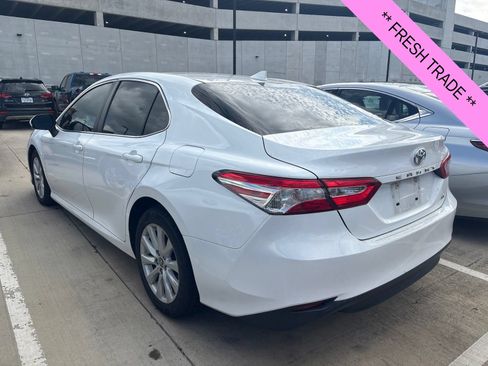 Used 2020 Toyota Camry LE w/ Carpet Mat Package FWD image 6