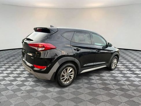Used 2017 Hyundai Tucson SE Plus AWD/4WD image 7