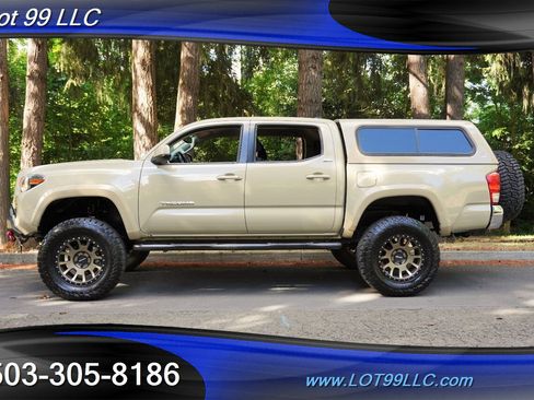 Used 2017 Toyota Tacoma SR5 w/ Tow Package AWD/4WD image 1