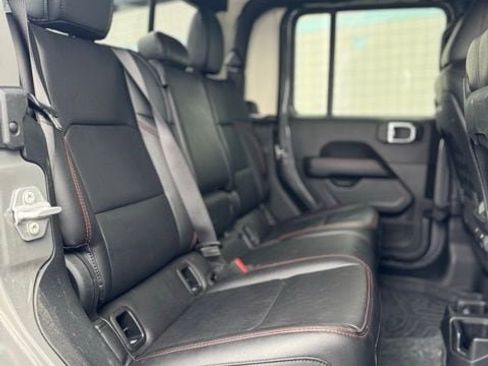Used 2021 Jeep Gladiator Rubicon image 21