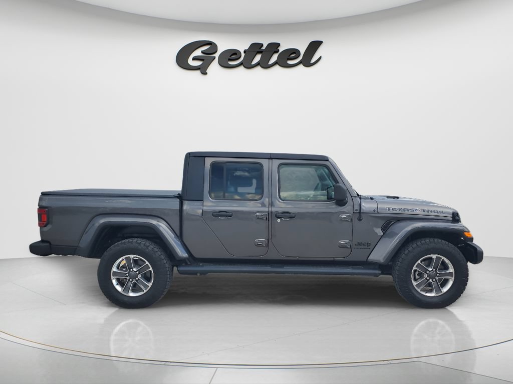 Used 2023 Jeep Gladiator Sport AWD/4WD image 4