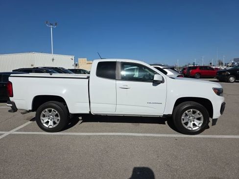Used 2022 Chevrolet Colorado LT w/ Fleet Safety Package image 6