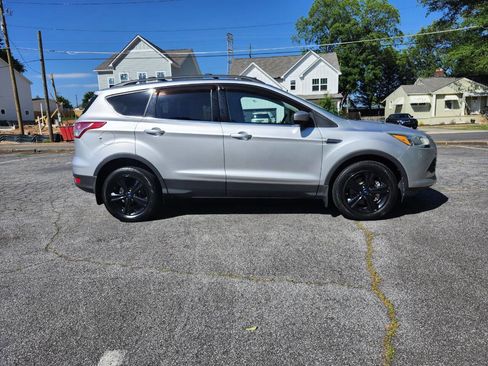 Used 2014 Ford Escape SE w/ Equipment Group 201A AWD/4WD image 18