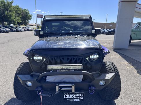 Used 2020 Jeep Wrangler Unlimited Sport S AWD/4WD image 3