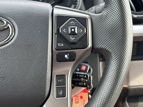 Used 2023 Toyota Tacoma SR5 w/ SR5 Appearance Package RWD image 28