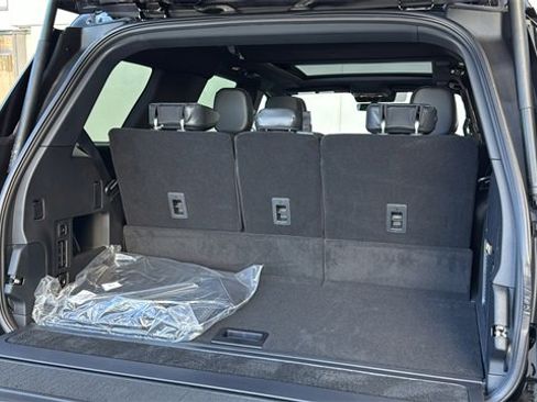 New 2025 Lincoln Navigator Reserve w/ Jet Appearance Package image 15