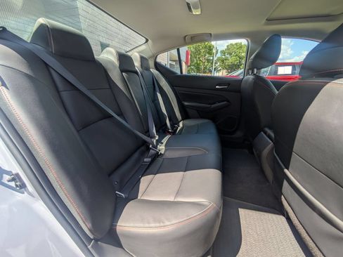 Used 2025 Nissan Altima 2.5 SR w/ SR Premium Package AWD/4WD image 30