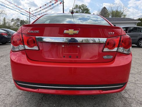 Used 2016 Chevrolet Cruze LTZ w/ Sun, Sound and Sport Package FWD image 6