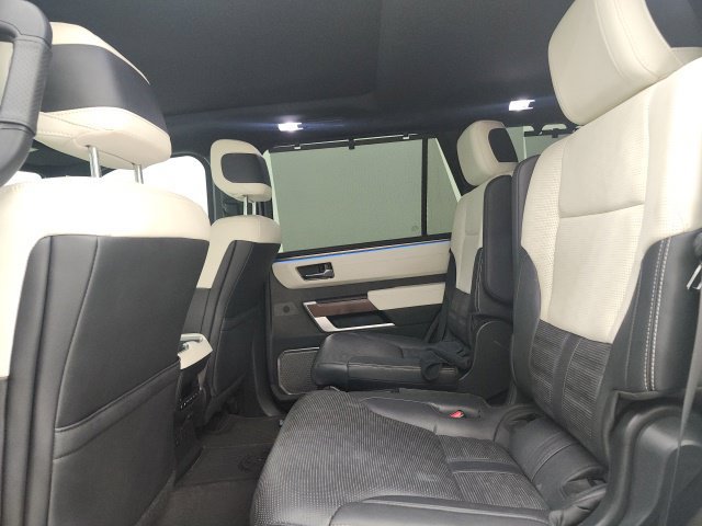 Used 2024 Toyota Sequoia Capstone AWD/4WD image 8