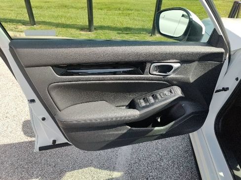 Used 2023 Honda Civic Sport Touring image 19