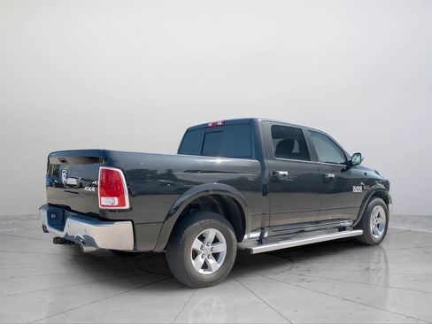 Used 2017 RAM 1500 Laramie w/ Convenience Group AWD/4WD image 5