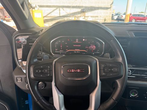Used 2022 GMC Sierra 1500 Elevation RWD image 15