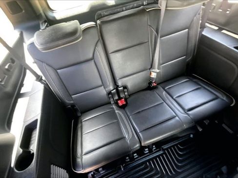 Used 2025 Chevrolet Suburban Premier w/ Sun And Tow Package AWD/4WD image 26