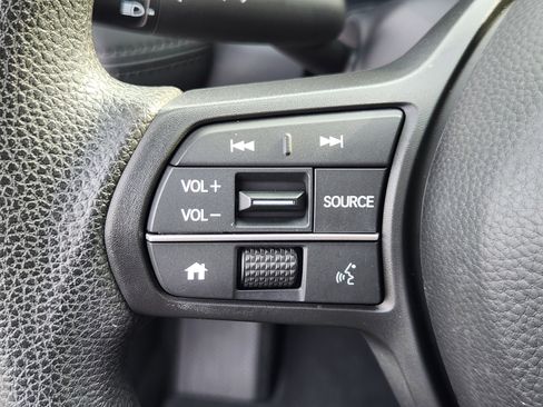 Used 2023 Honda HR-V LX image 22