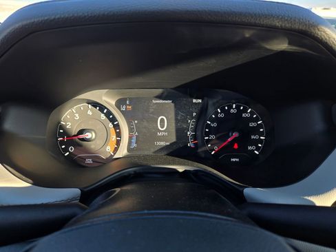 Used 2024 Jeep Compass Limited image 20