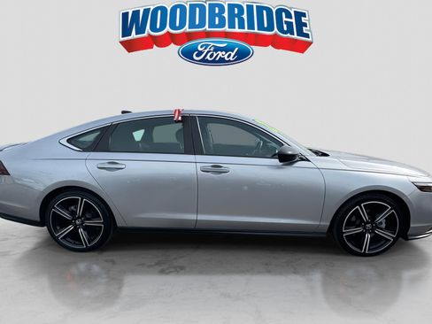 Used 2024 Honda Accord Sport image 5