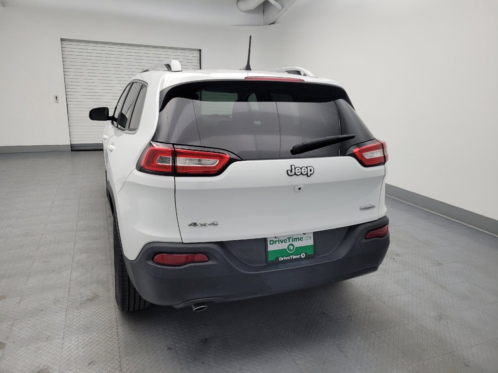 Used 2016 Jeep Cherokee Latitude w/ Comfort & Sound Group AWD/4WD image 6