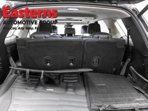 Used 2022 Hyundai Palisade SEL w/ 8P Bench Seat Package AWD/4WD image 9