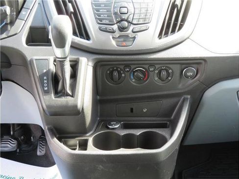 Used 2015 Ford Transit 350 XLT image 7