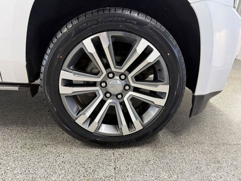 Used 2019 GMC Yukon XL Denali w/ Denali Ultimate Package image 48