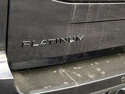 Certified 2025 Ford Expedition Platinum w/ Stealth Appearance Package image 10