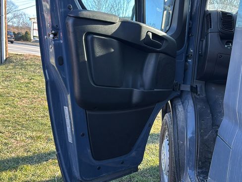 Used 2024 RAM ProMaster 3500 image 11