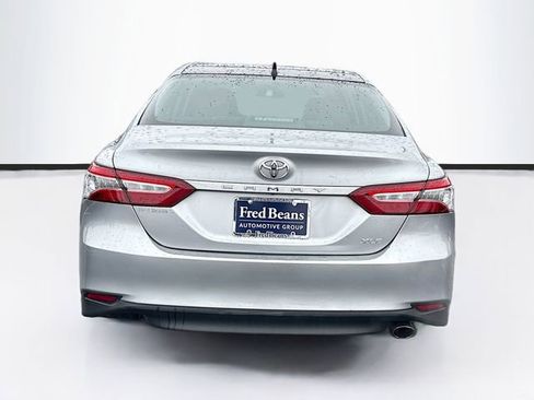 Used 2019 Toyota Camry XLE w/ Navigation Package image 7