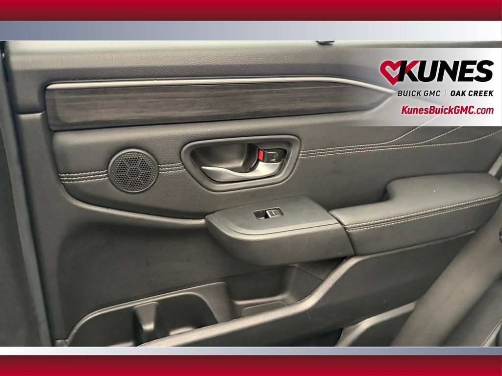 Used 2026 Honda Pilot Touring image 34