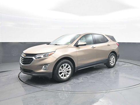 Used 2018 Chevrolet Equinox LT image 4