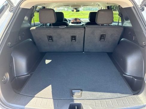 Used 2024 Chevrolet Blazer LT w/ Convenience Package FWD image 17